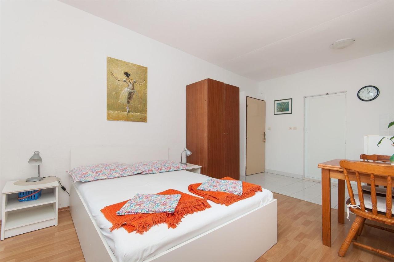 Apartments Zorica Tučepi Exterior foto